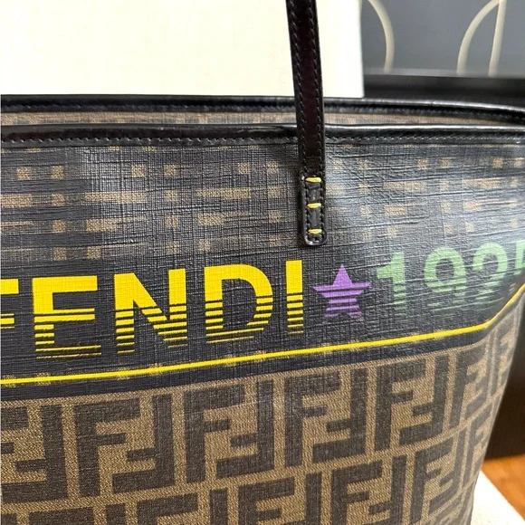Authentic FENDI Zucca tote bag - Picture 10 of 16